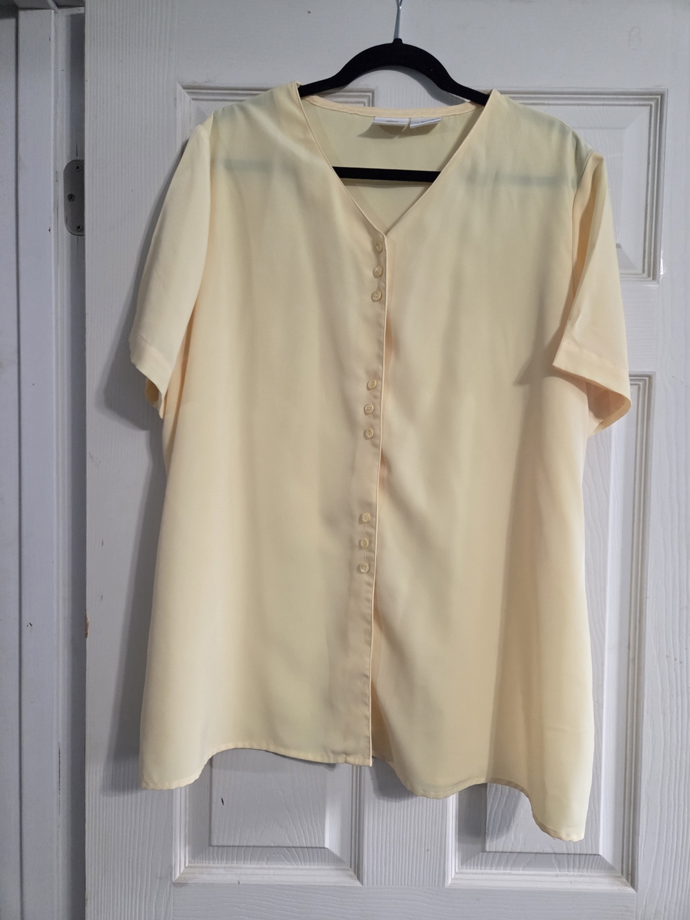 Vintage TR Bentley Short Sleeve Blouse Pastel Yellow Button Front Top